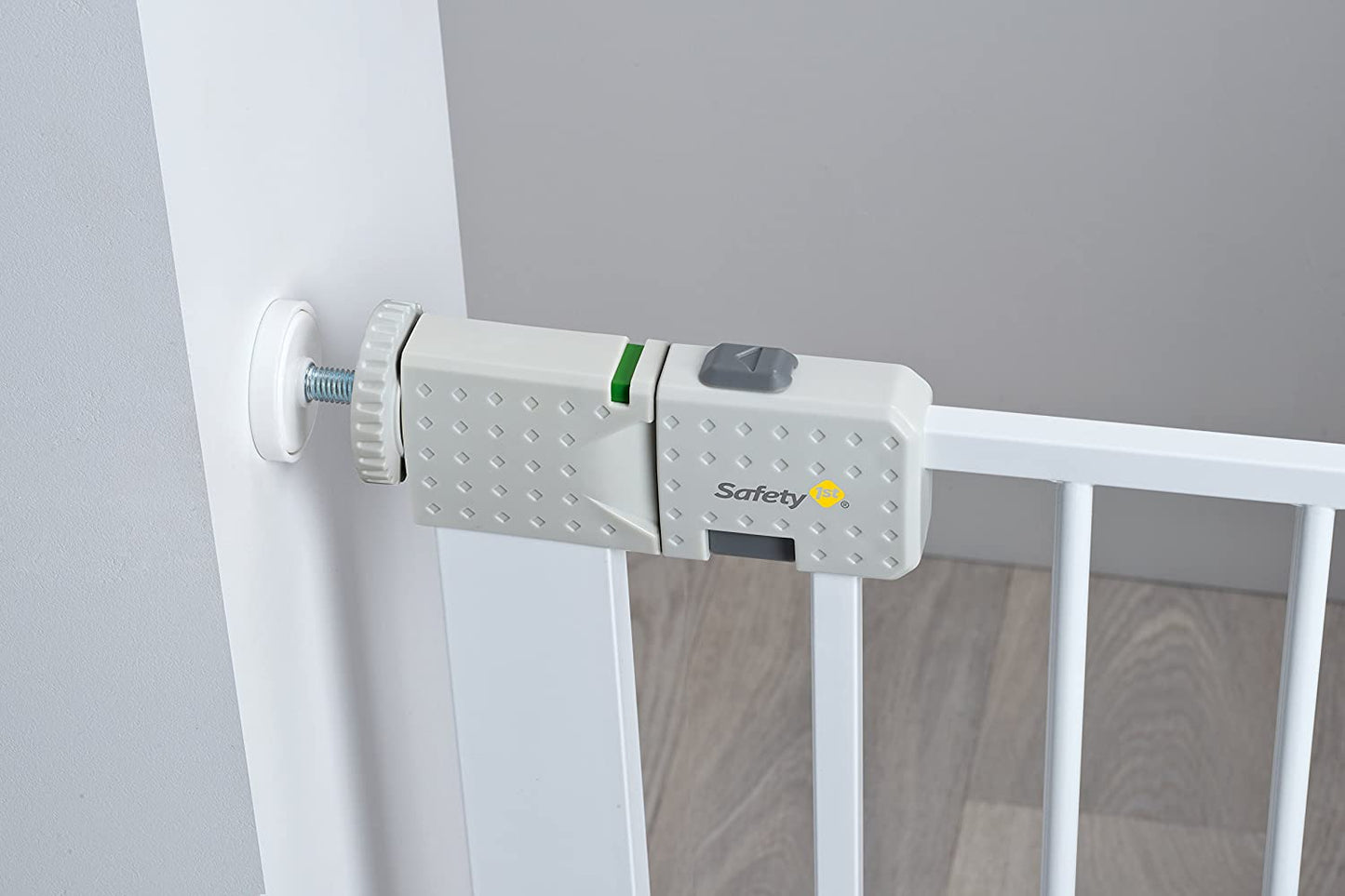 Secure Tech Simply Close Metal Gate, White 24754313